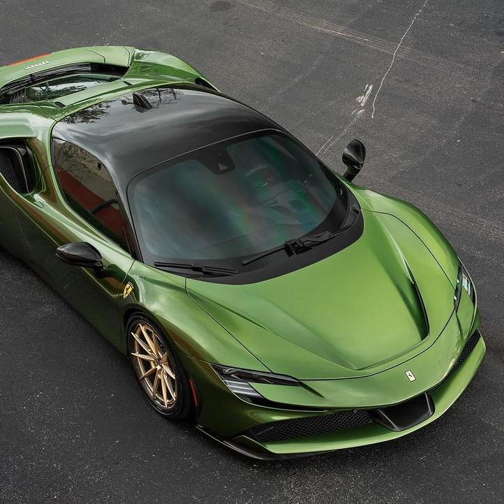 Super Gloss Mamba Green