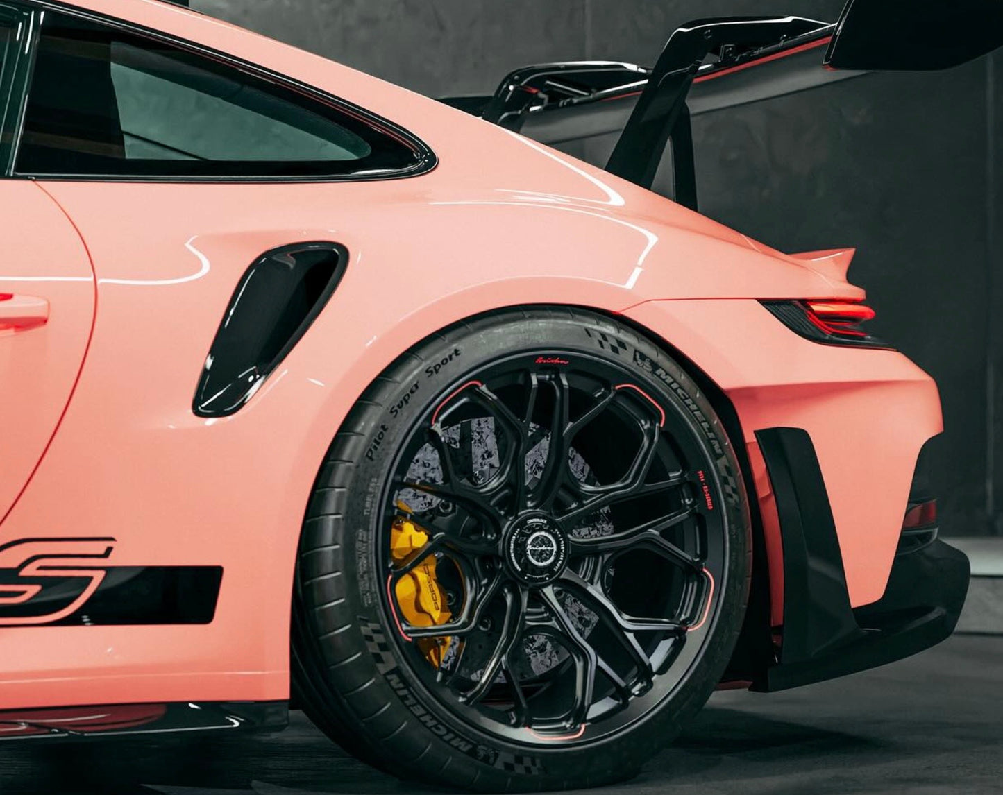 Super Gloss Pink Pig