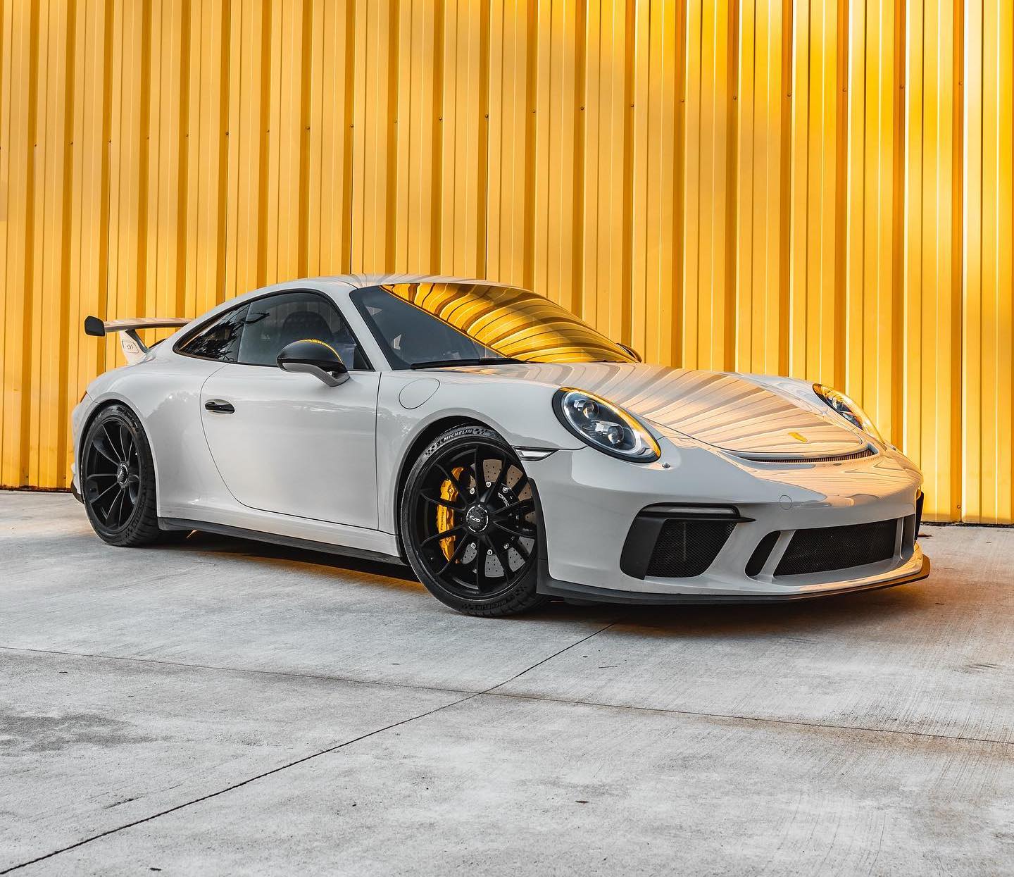 Super Gloss Chalk Gray